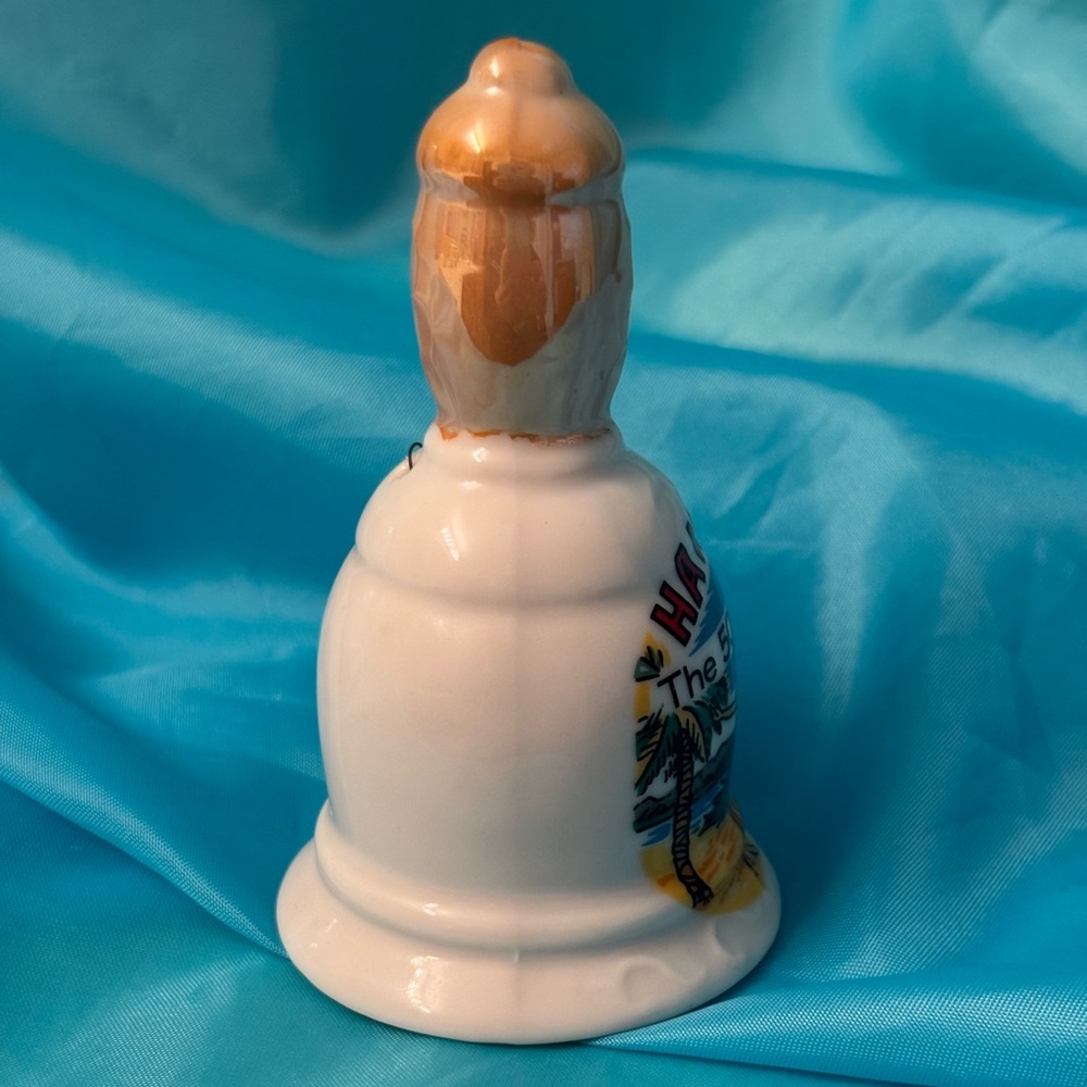 Vintage Hawaii Souvenir Bell - Picture 5 of 9